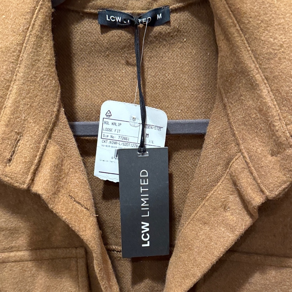 Bnwt Brown Jacket With Button Details - image 2